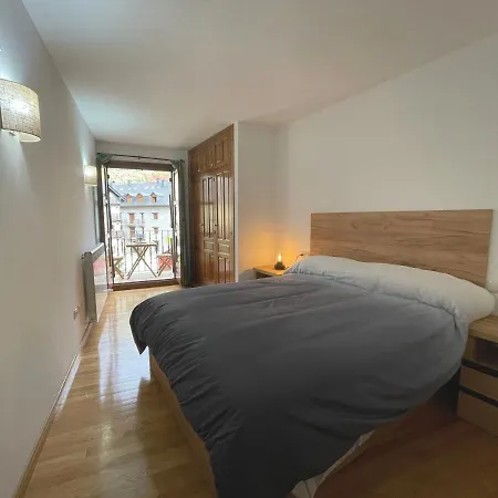 B42 - En Av Tilos - Villmor Apartment Benasque